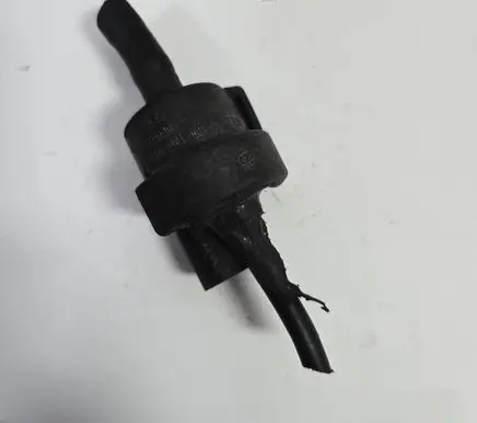 Volkswagen Golf VI Idle control valve (regulator) 056133459
