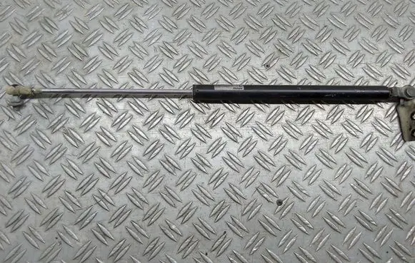 Subaru Forester SG Tailgate/trunk strut/damper 7K03