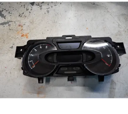 Renault Trafic III (X82) Speedometer (instrument cluster) 248108321R LDTG060299 VPFRRF10849TG