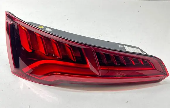 Audi Q5 SQ5 Tailgate rear/tail lights 80A945093A
