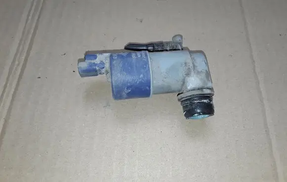 Citroen Berlingo Windscreen/windshield washer pump 8200194414