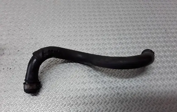Opel Vectra C Breather hose/pipe 