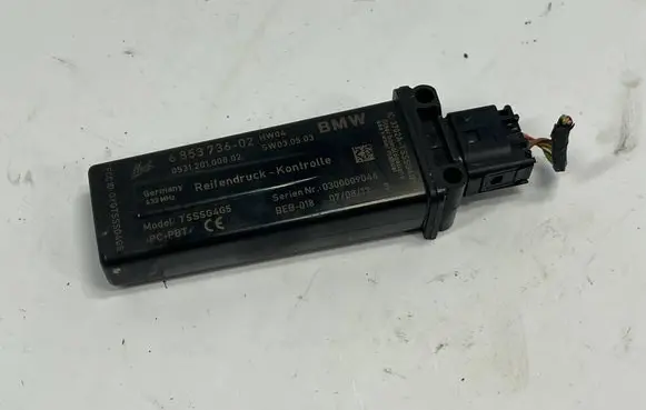 BMW 3 F30 F35 F31 Tire pressure control unit 6853736 36106853736 6855180