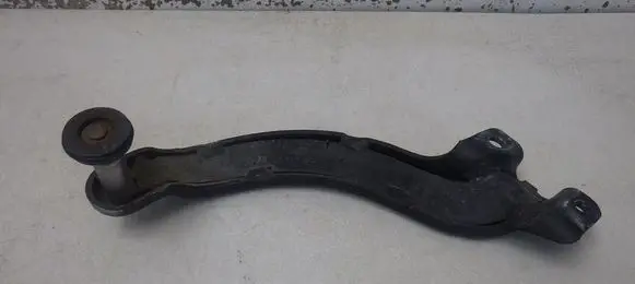 Opel Vivaro Sliding door lower roller guide/hinge D312370