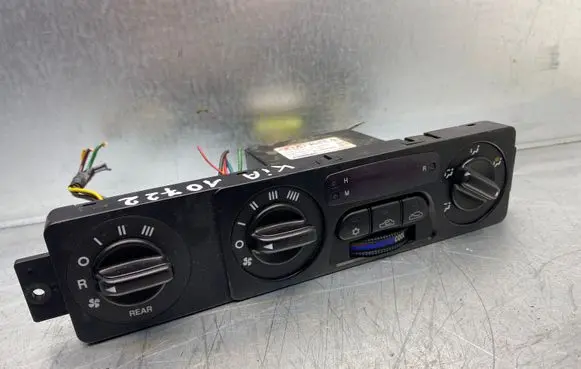 KIA Carnival Climate control unit OK55A61190 91100458