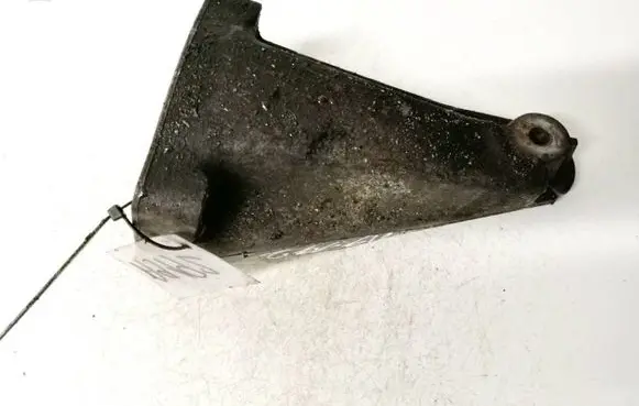 Mercedes-Benz C AMG W204 Engine mounting bracket A6462230704 CD01416