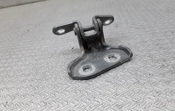 Cadillac CTS Rear door lower hinge