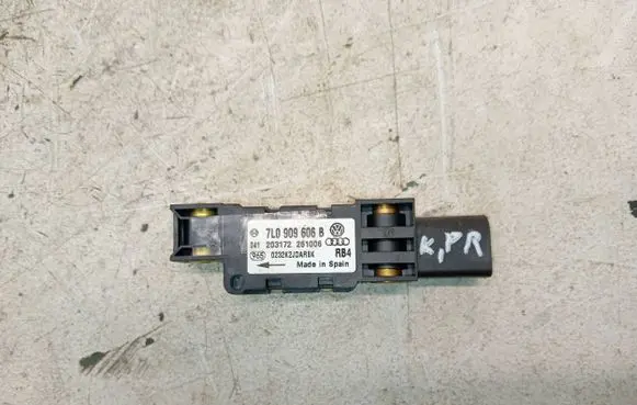 Porsche Cayenne (9PA) Airbag deployment crash/impact sensor 7L0909606B 203172 0232K2JDAR8K