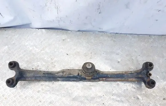 Volkswagen Jetta II Front subframe