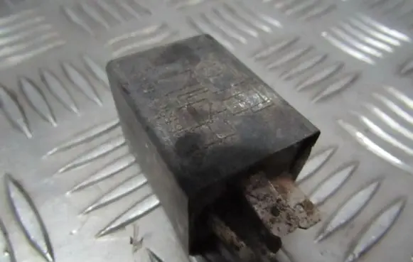 Opel Kadett E Other relay 5WK1640