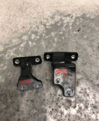 Mercedes-Benz C W205 Rear door hinge set 