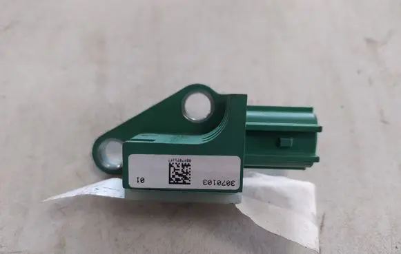Volkswagen PASSAT B6 Airbag deployment crash/impact sensor 3C0909606