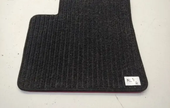 Mercedes-Benz ML W164 Rear floor mat 071221