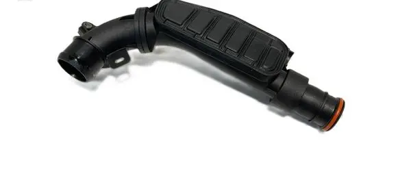 Peugeot 5008 II Intercooler hose/pipe 9677681880 33951