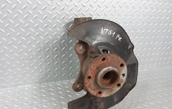 Volkswagen Transporter - Caravelle T5 Front wheel hub 4010160507