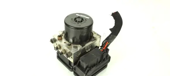 Ford Focus ABS Pump BV612C405AJ 10021208904