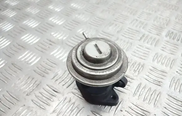 Volvo S70 V70 V70 XC EGR valve