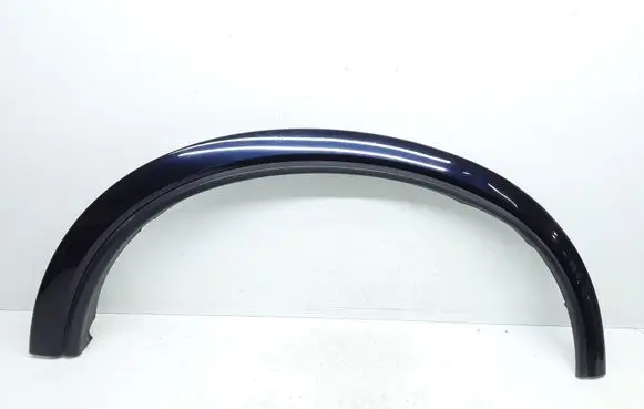 Volvo XC90 Front arch trim 