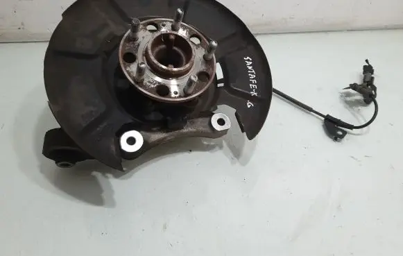 Hyundai Santa Fe Rear wheel hub 52700S1050