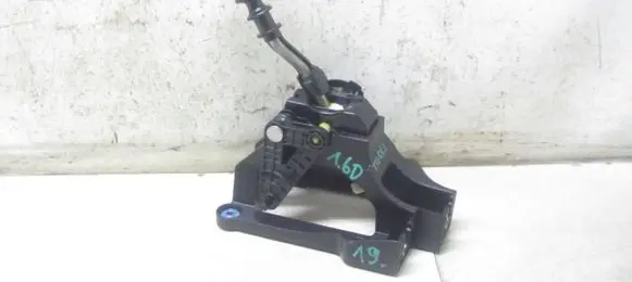 SsangYong Tivoli Gear shifter/selector 31700-35000