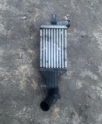 Opel Zafira A Intercooler radiator