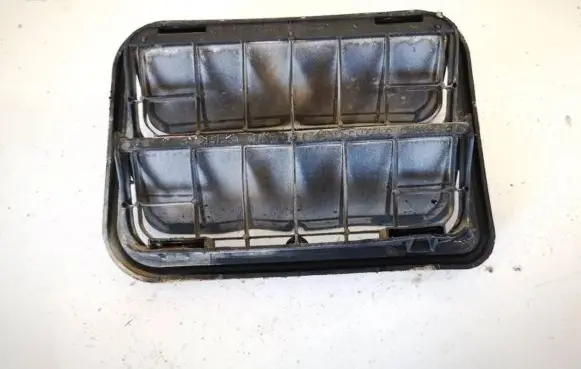 Nissan Primera Air intake duct part 7700838358