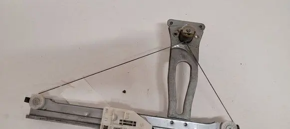 Citroen C3 Rear door manual window regulator