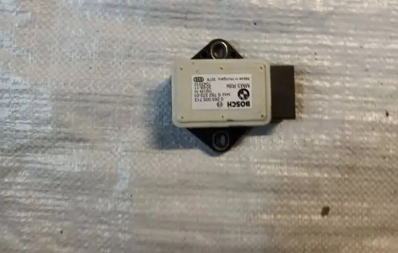 BMW 3 E92 E93 ESP acceleration yaw rate sensor 6782372