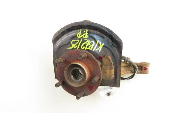 Nissan Qashqai Front wheel hub spindle knuckle 