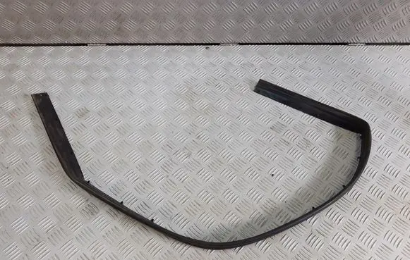 Nissan Pulsar Engine compartment rubber 