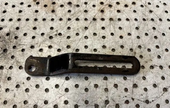 Microcar MC Generator/alternator bracket 