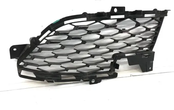 Renault Zoe Front bumper lower grill 622540261R 2217143X