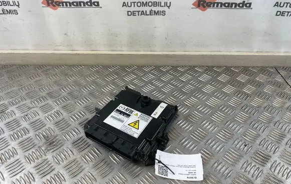 Mazda 5 Engine control unit/module RF8K18881C