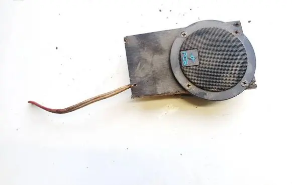 Mazda 323 Front door speaker 890523