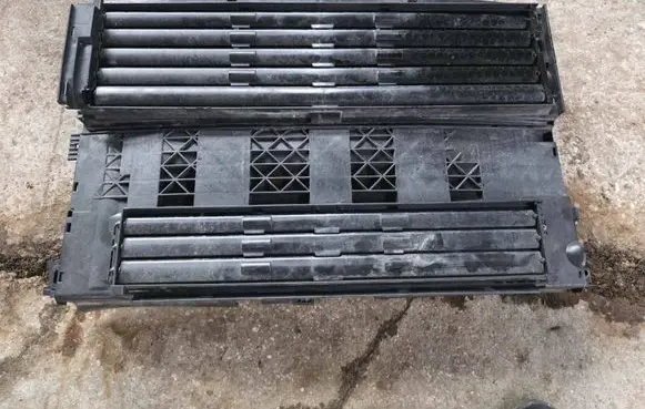 Peugeot 5008 II Intercooler air guide/duct channel 1129698XX