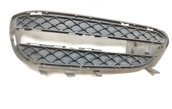 Mercedes-Benz E W212 Front bumper lower grill A2128851723