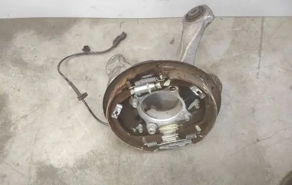 Ford Mustang VI Rear wheel hub FR3V5A970CB