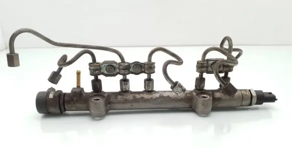 Toyota Auris 150 Fuel main line pipe 2381033021 1077800452 0445214132
