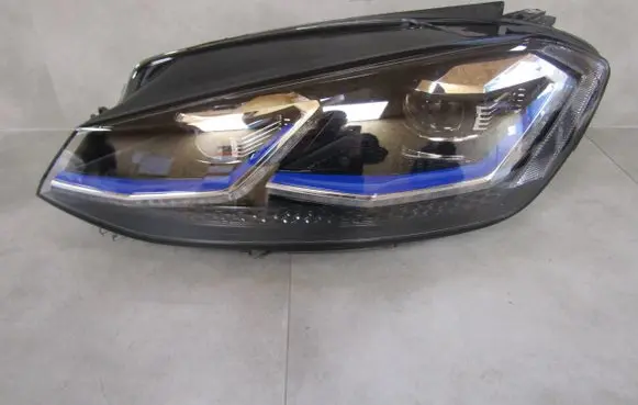 Volkswagen Golf VII Headlight/headlamp 5G1941081B 1ZX01306665 8671UM70000MG