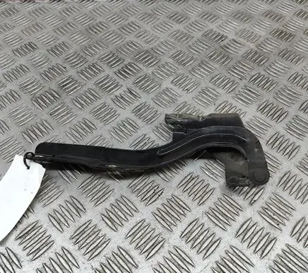 Engine bonnet/hood hinges