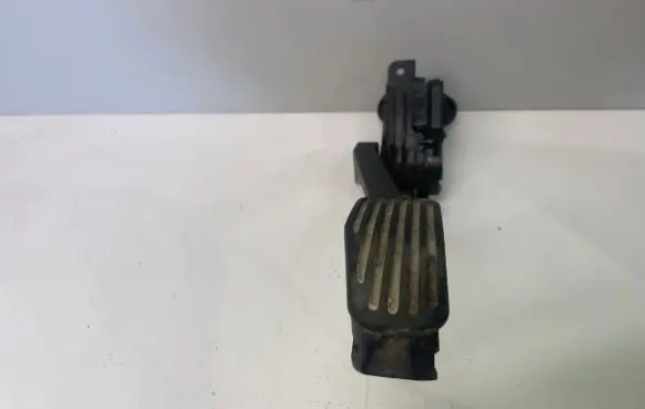 Volvo S60 Accelerator throttle pedal 30636004 6PV00853701