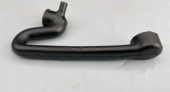 Mercedes-Benz W123 Breather hose/pipe 1100942482