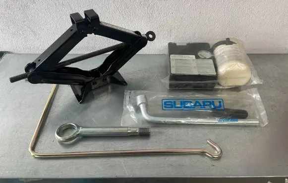 Subaru Impreza V Lift Jack 