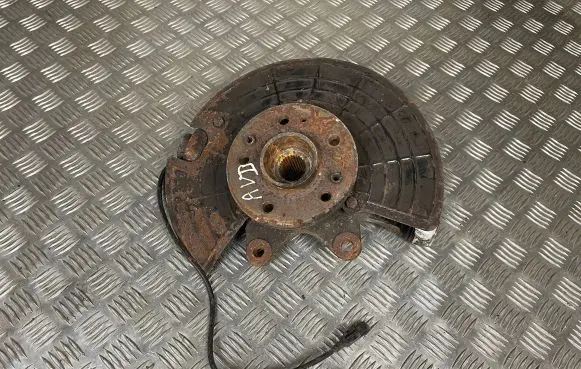 Mercedes-Benz ML W163 Front wheel hub ZF4465361038 4465361038