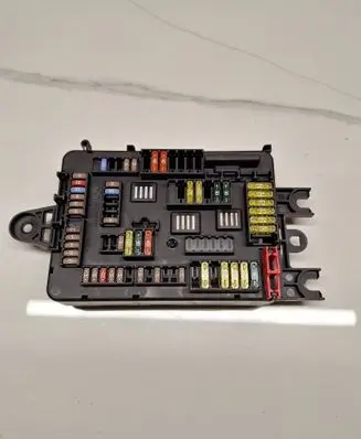 BMW 5 F10 F11 Fuse box set 19110000001 926111003 22092012