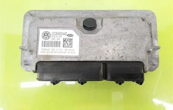 Volkswagen Polo IV 9N3 Engine control unit/module 03C906024AD