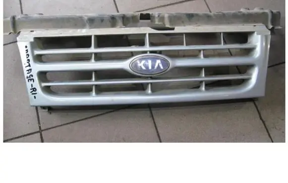 KIA Sportage Front bumper upper radiator grill 0K01A50710