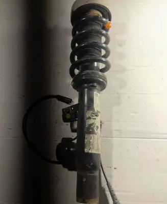 BMW X6 F16 Front shock absorber/damper 6875083