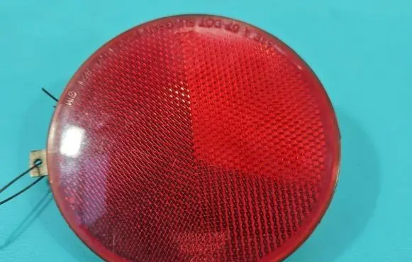 Rear tail light reflector