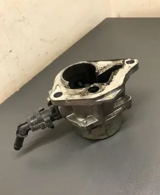Nissan Qashqai Vacuum pump